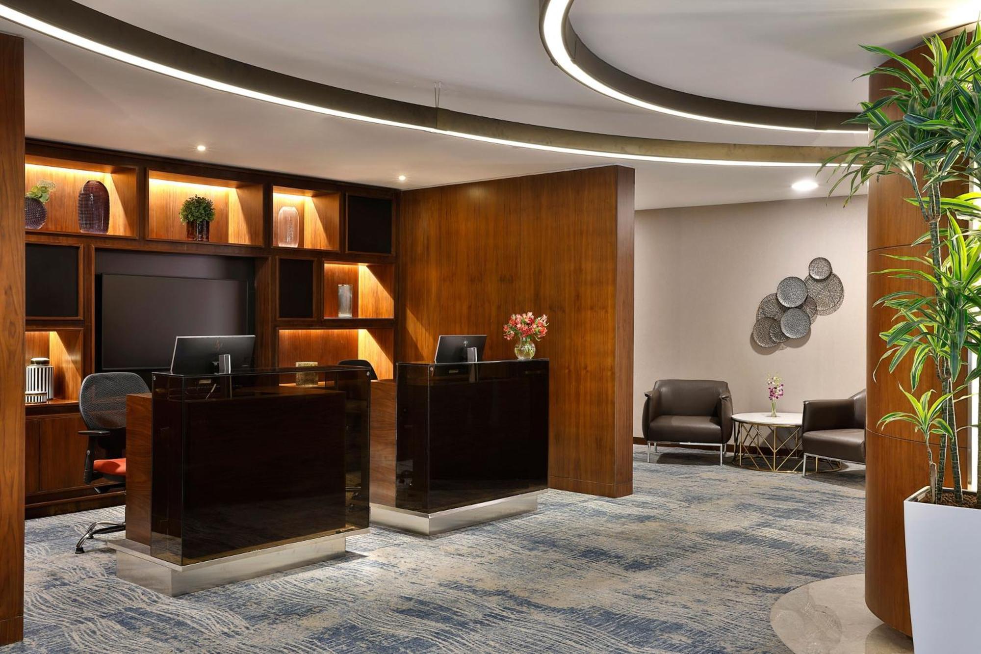 Jeddah Marriott Hotel Madinah Road Eksteriør bilde The interior of the lounge